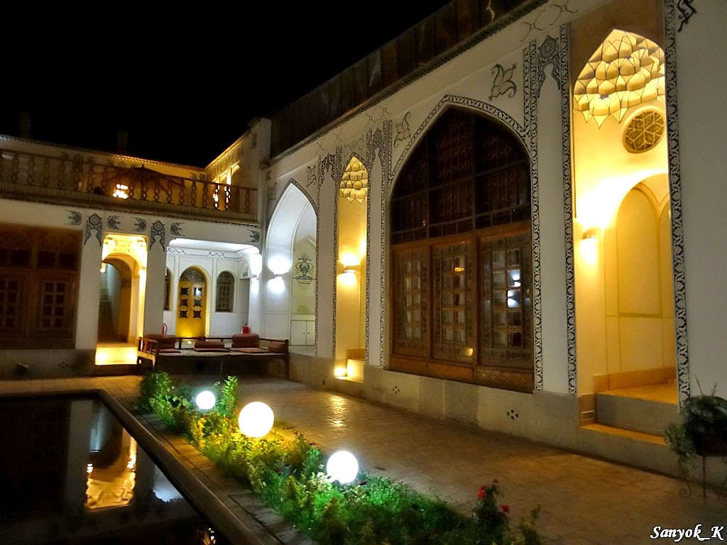 0463 Isfahan Traditional hotel Исфахан Отель Традиционный