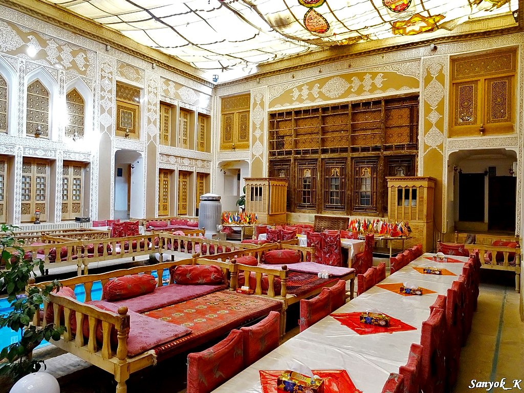 2490 Yazd Malek o Tojjar traditional hotel Йезд Отель Малек о Тоджар