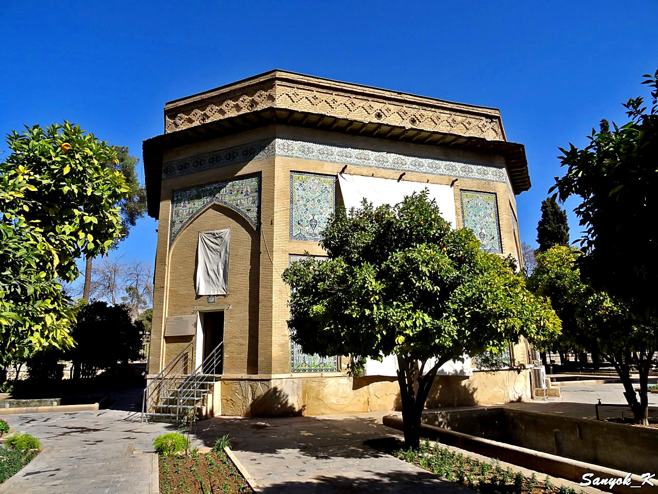 2669 Shiraz Nazar garden Pars museum Шираз Сад Назар музей Парс